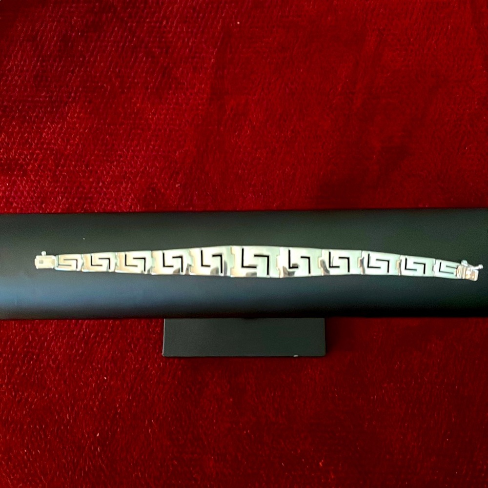 Silver bracelet NWOT